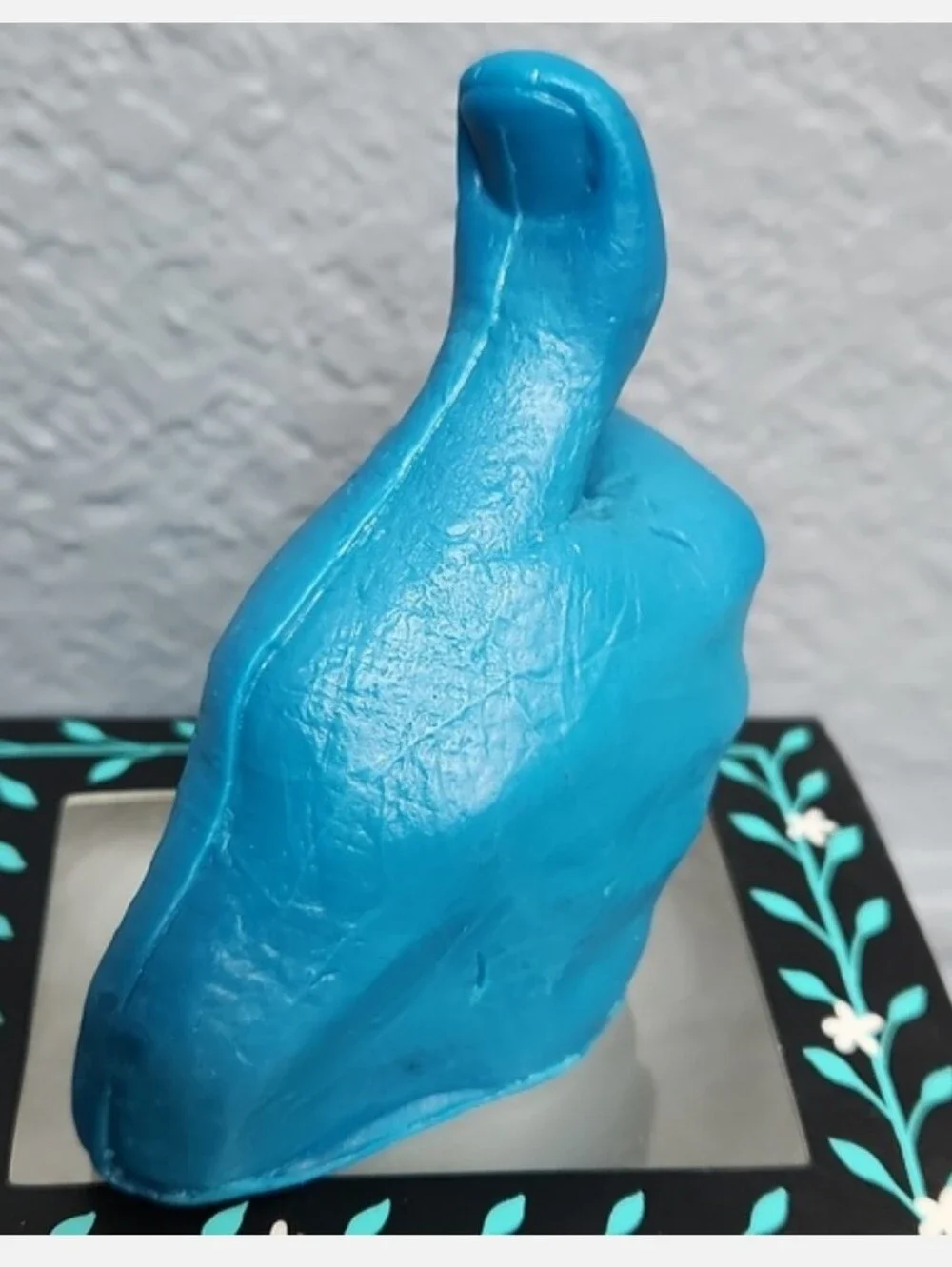NIB Finchberry Artisan Hand Soap Blue Thumbs Up Vegan